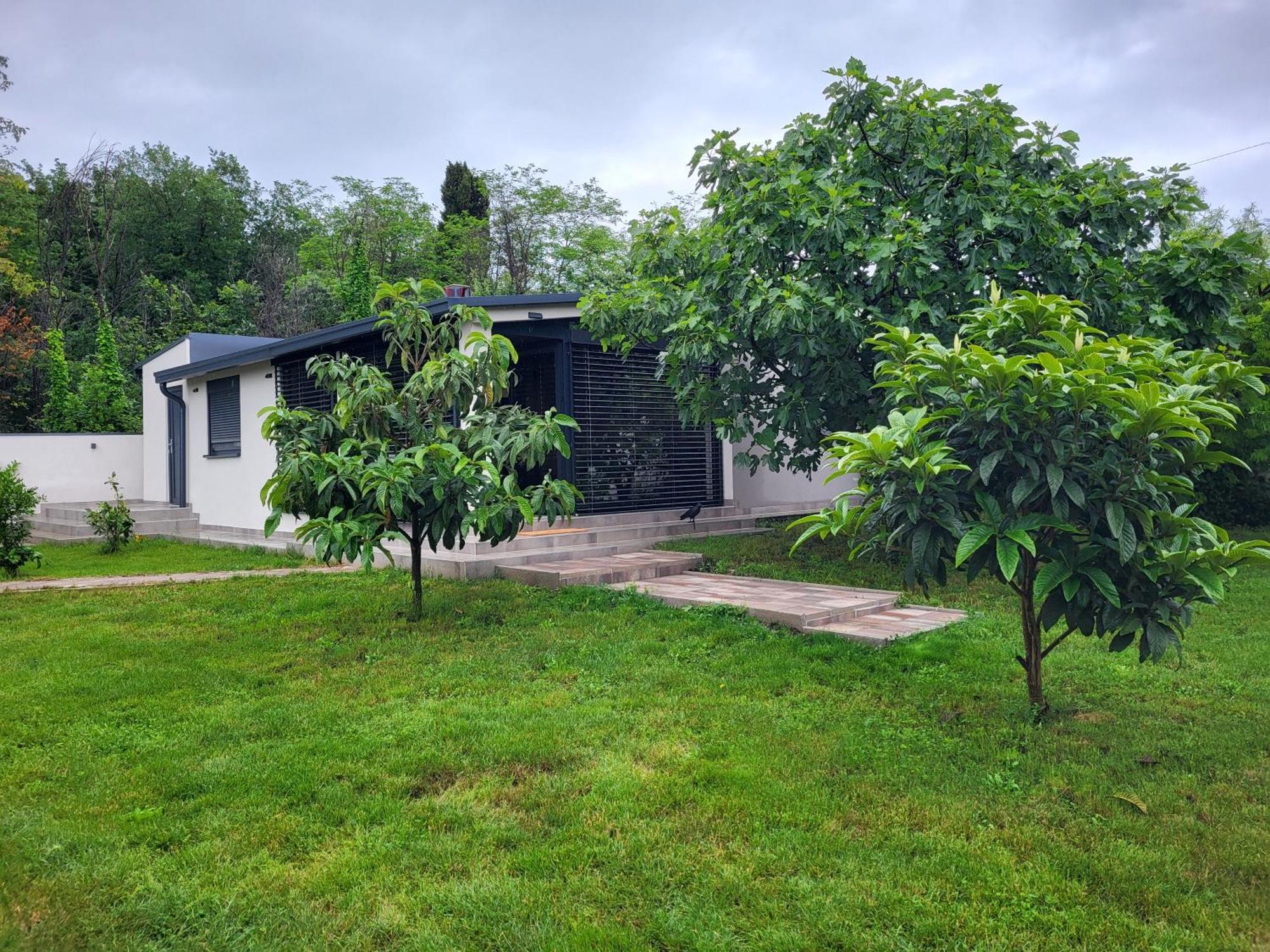 Guest House Tika Medulin Exterior foto